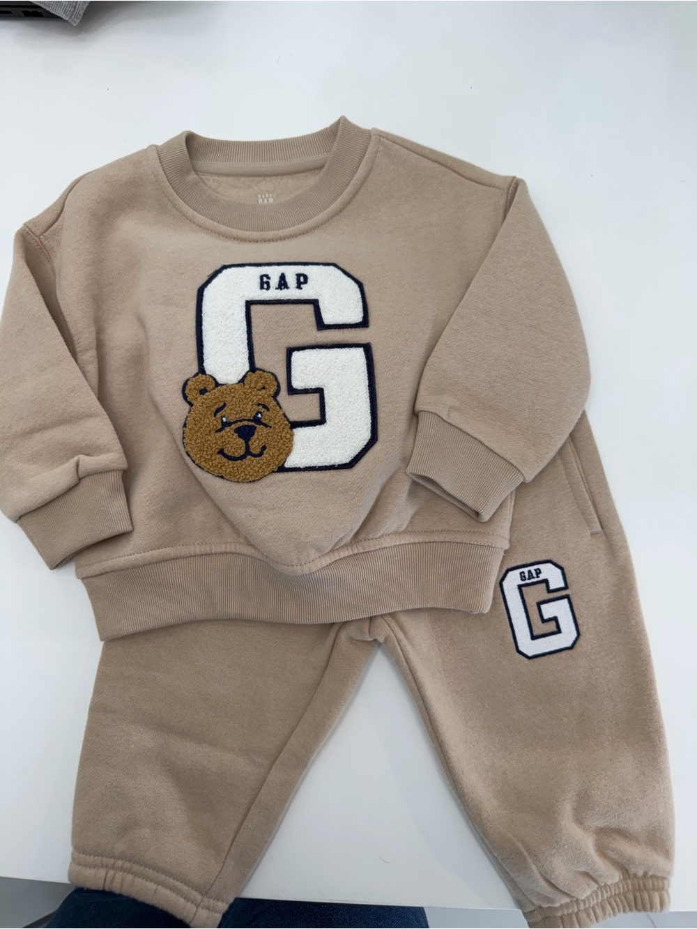 NWOT Baby GAP Beige Sweatshirt & Jogger Set with Bear Patch